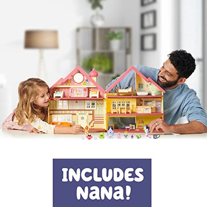 Bluey EXCLUSIVE Ultimate Lights and Sounds Playhouse and Toy Box,29 Accessories, 4 Characters – Bluey, Bingo,Chattermax and Nana, 50 Sounds and Phrases featuring moving Dance Floor and Flashing Lights